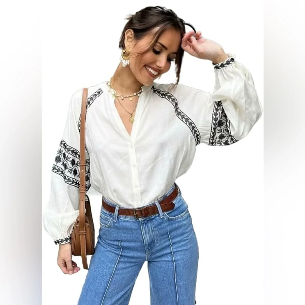 Zara Embroidered White Blouse - Picture 5 of 7